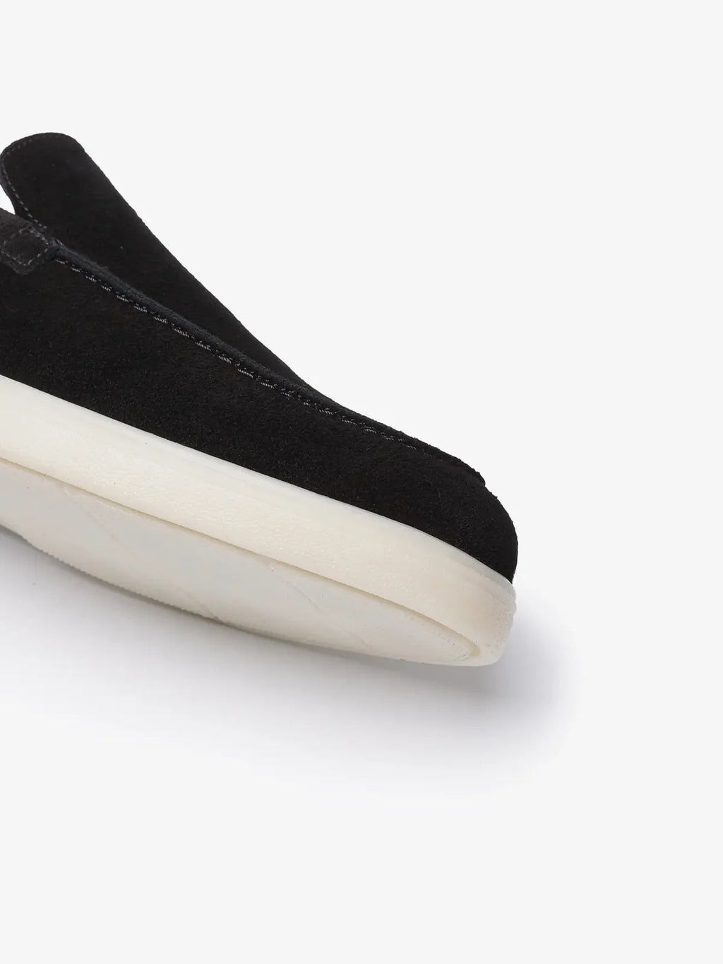 Mocassin Signature en Daim Noir – Édition Premium