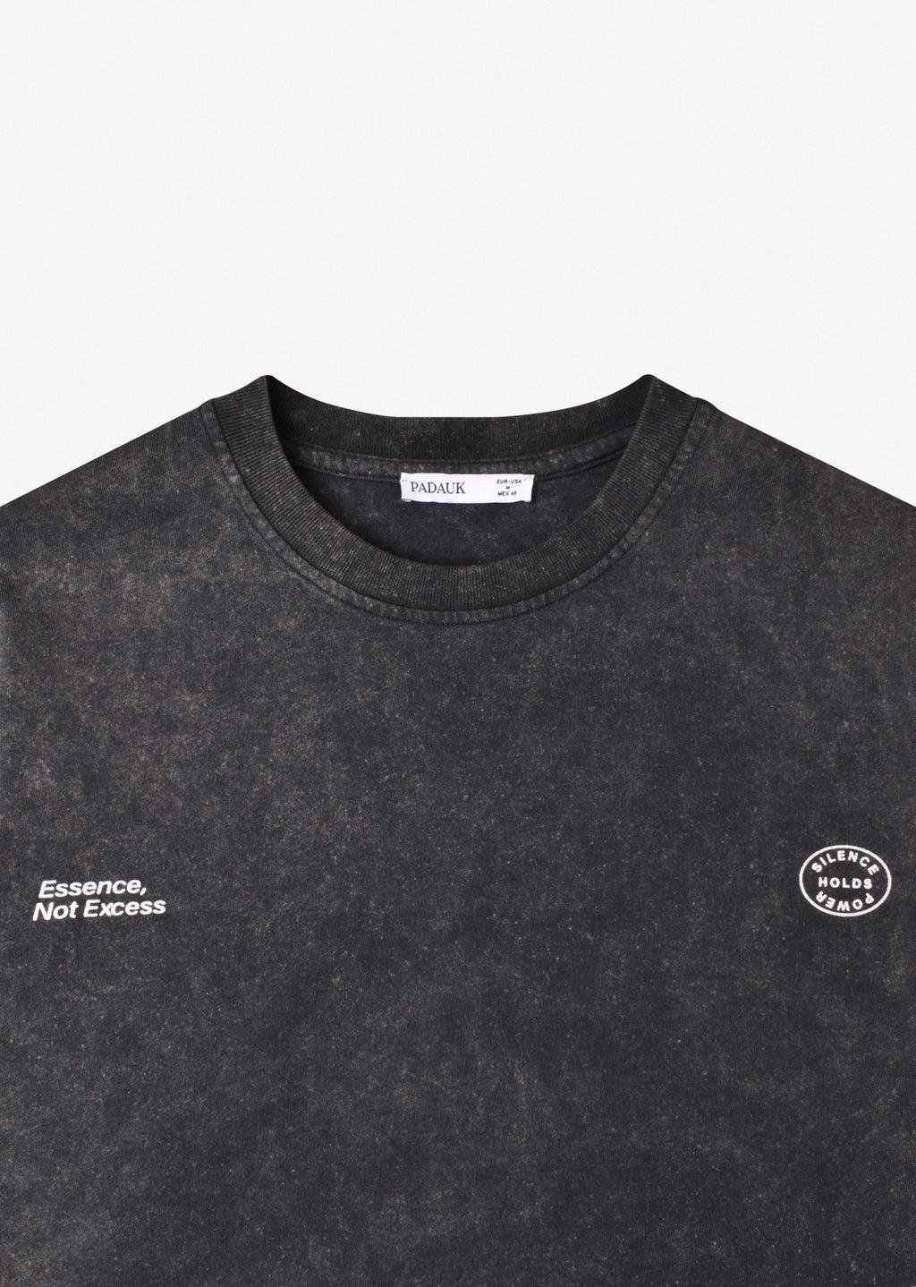 T-Shirt Premium Oversize Washed Noir « Quiet Conquers All » – Coton Épais