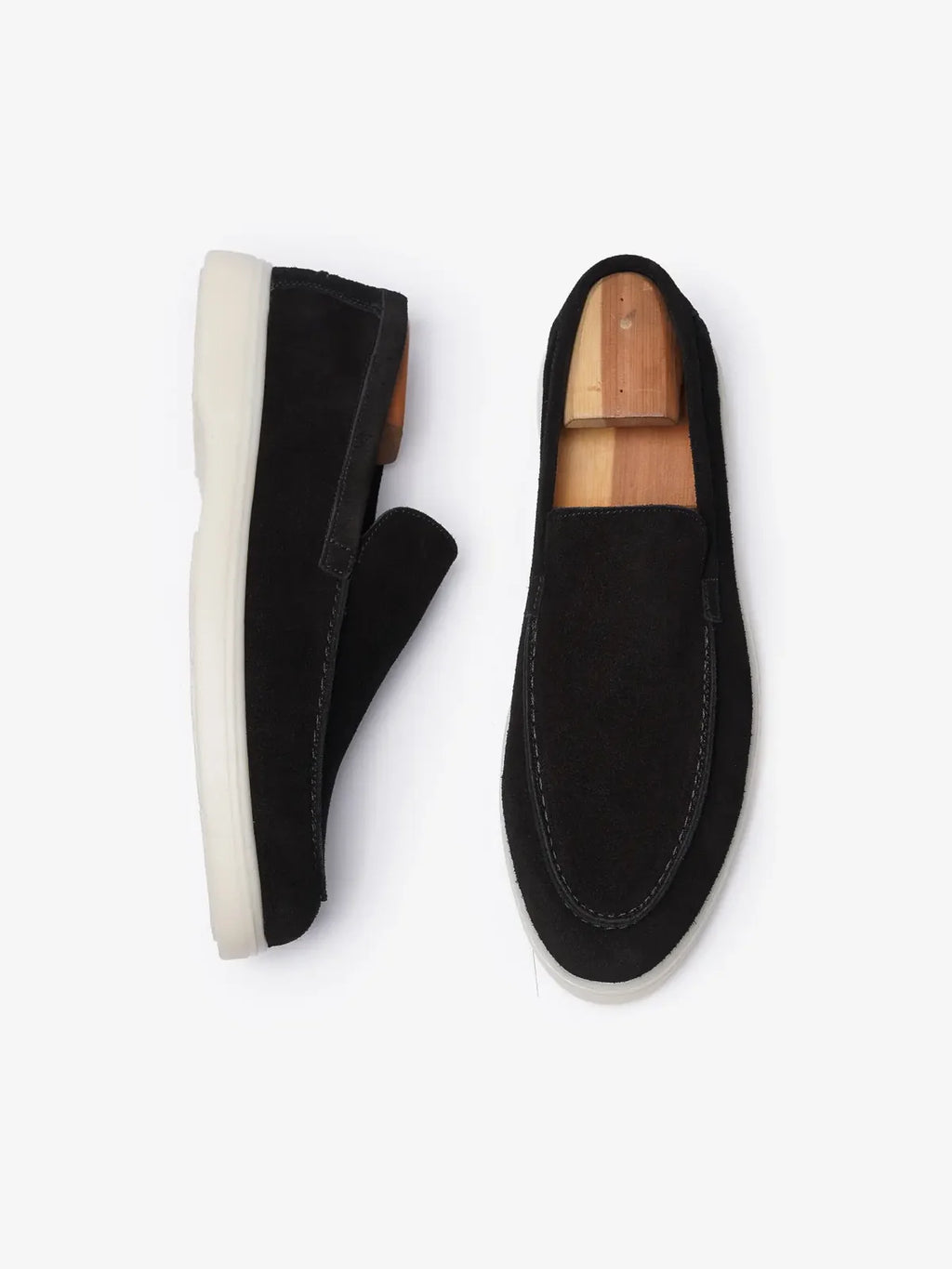 Mocassin Signature en Daim Noir – Édition Premium